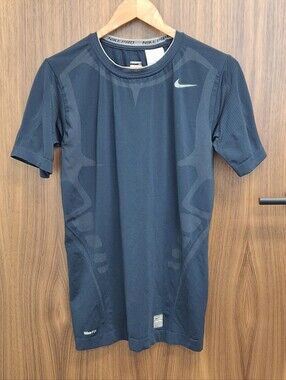 NIKE PRO Tight SS T-Shirt Sz XL